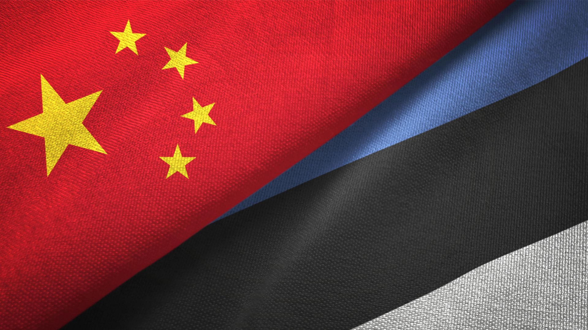 Estonian and Chinese flags